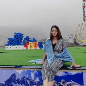 最甜的恋爱是有人陪你一起当小孩