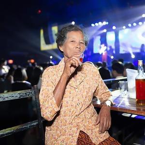 ១០០០ រាត្រី + ថ្ងៃក្រោយត្រូវរស់ដោយគ្មានអូន + បើសិនបងជាសង្សារអូន