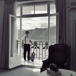 Monedas En La Fuente