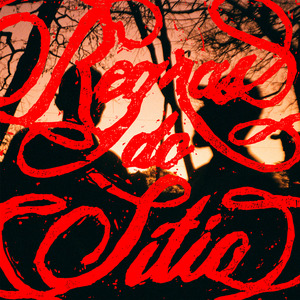 Dragão Negro de Olhos Vermelhos