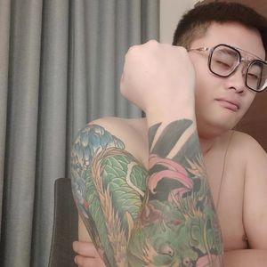 岳轻松赵轩新年快乐