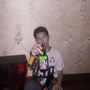 Here are awake Kells and 3nix(pro.Frank 1mo)