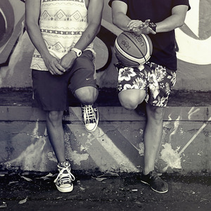 Otra Cosa (feat. Charlee Way)