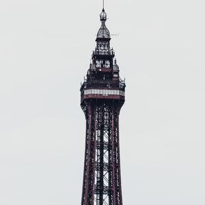 The Sea Was Never Blue (feat. Amos)