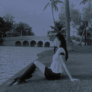 อยากกอดอีกครั้งนึงแบบว่ายังไม่พอยังคิดถึง