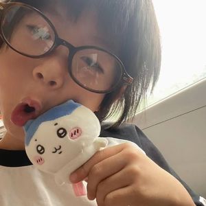 我对烟花许愿 明年一定家财万贯