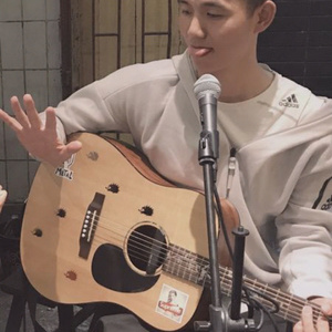 已是两条路上的人