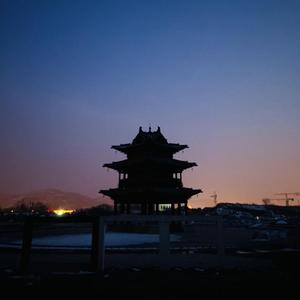 雨后的积翠大街