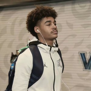 回忆是把生锈的刀