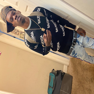 *****es Ain't love me