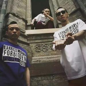 直到节奏和旋律的光穿过黑暗 - 龍胆紫boom bap 类型伴奏