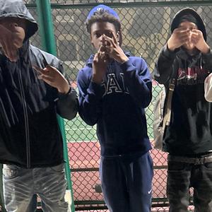 Flip em (feat. 5ivebkluefrmda1500 & Lilbkornready)