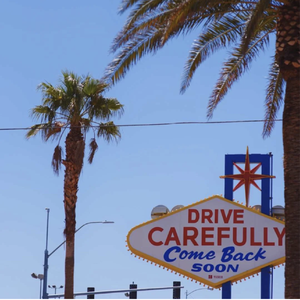 The distance of love伴奏