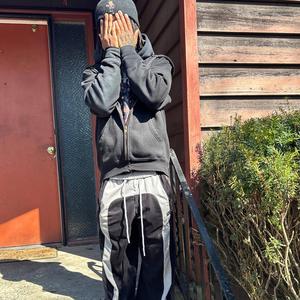 B.O.B (feat. JonnoBaby)