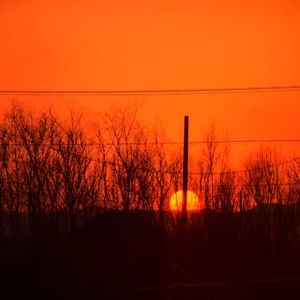 月色倒映在西湖