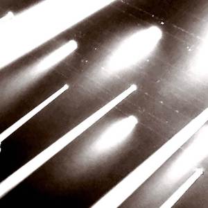 mas eu continuo aqui