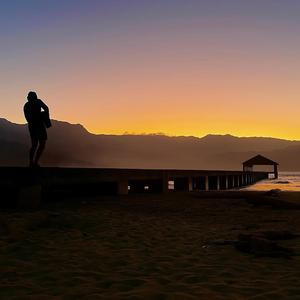 Ocean Eyes (feat. Zach Veira)