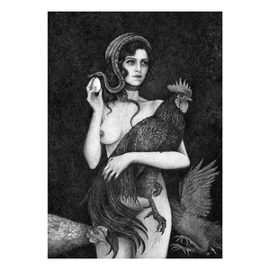 Жінка з чорним, як земля, волоссям