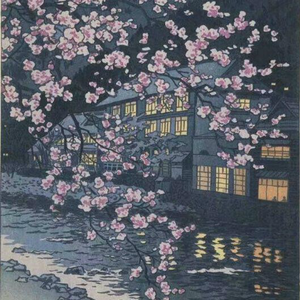 平静的河面上泛着花的涟漪