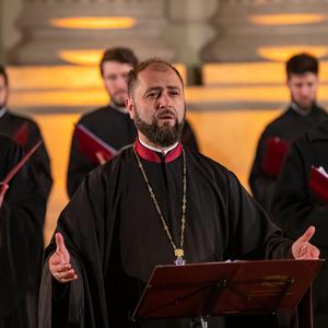 „A sosit sântu Crăciun” - Grupul psaltic TRONOS