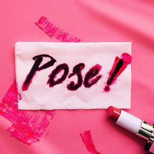 POSE!