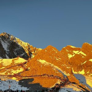 你是我拨不通又永远删不掉的号码