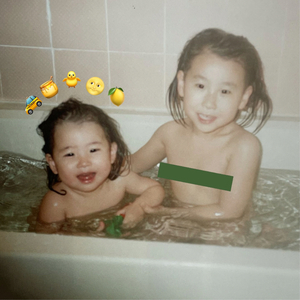 지윤아,