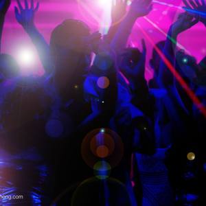 Freakshow(畸形秀)（翻自 Britney Spears）