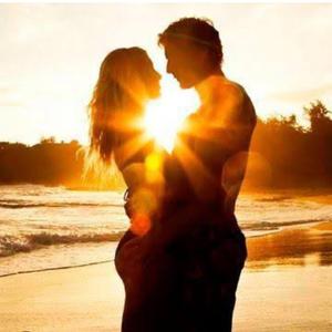 Donde tu estas ahi es mi felicidad