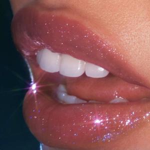 Diamond-Girl Comedown