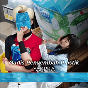 Gadis Penyembah Plastik