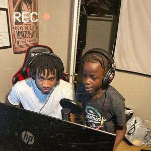 Gummies (feat. BVTTER)