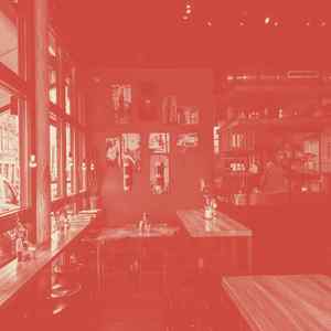 柔和的餐馆时刻