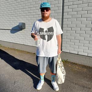 Hautausmaan rotat (feat. Ärrä)