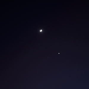 爱是共同撑一把漏雨的伞