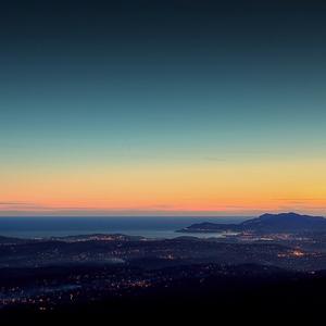 我们故事还长有你就是远方