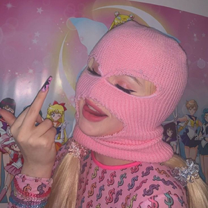 Mega Internacional 003