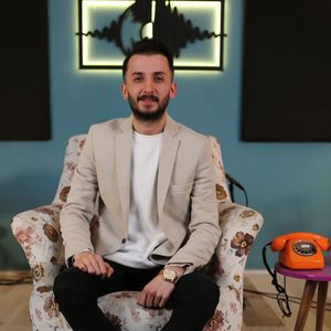 Dikenli Bahçeye Giremeyenler