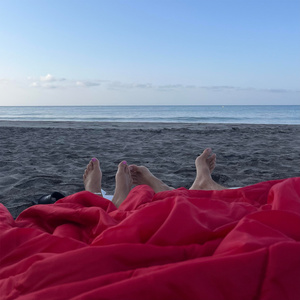 Duelen Los Pies (SKIT)