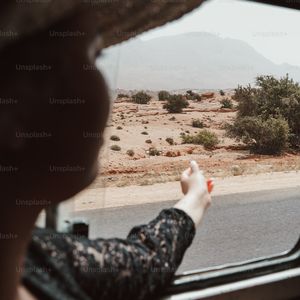 在马背上端详过屋后的山野