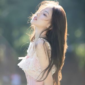 阳光落在你发捎 伴奏