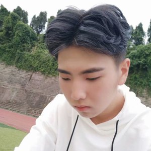 Rainy Blue (蓝色阴雨)