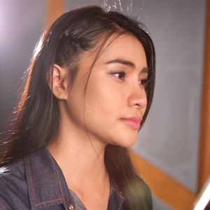 ให้เขาฮักอ้าย คืออ้ายฮักเขา