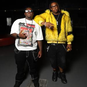 DIRTY RACKS (feat. Trackhwk)