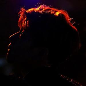 正在爱着你（翻自 BBH）