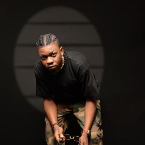 Hold me down (feat. Youngnine)