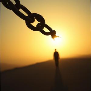 Aus der Asche zum Licht (Superheld)