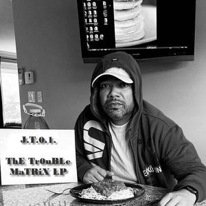 Strugglin' (feat. Jackson Pierce)