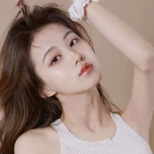耳机里的歌