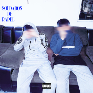SOLDADOS DE PAPEL